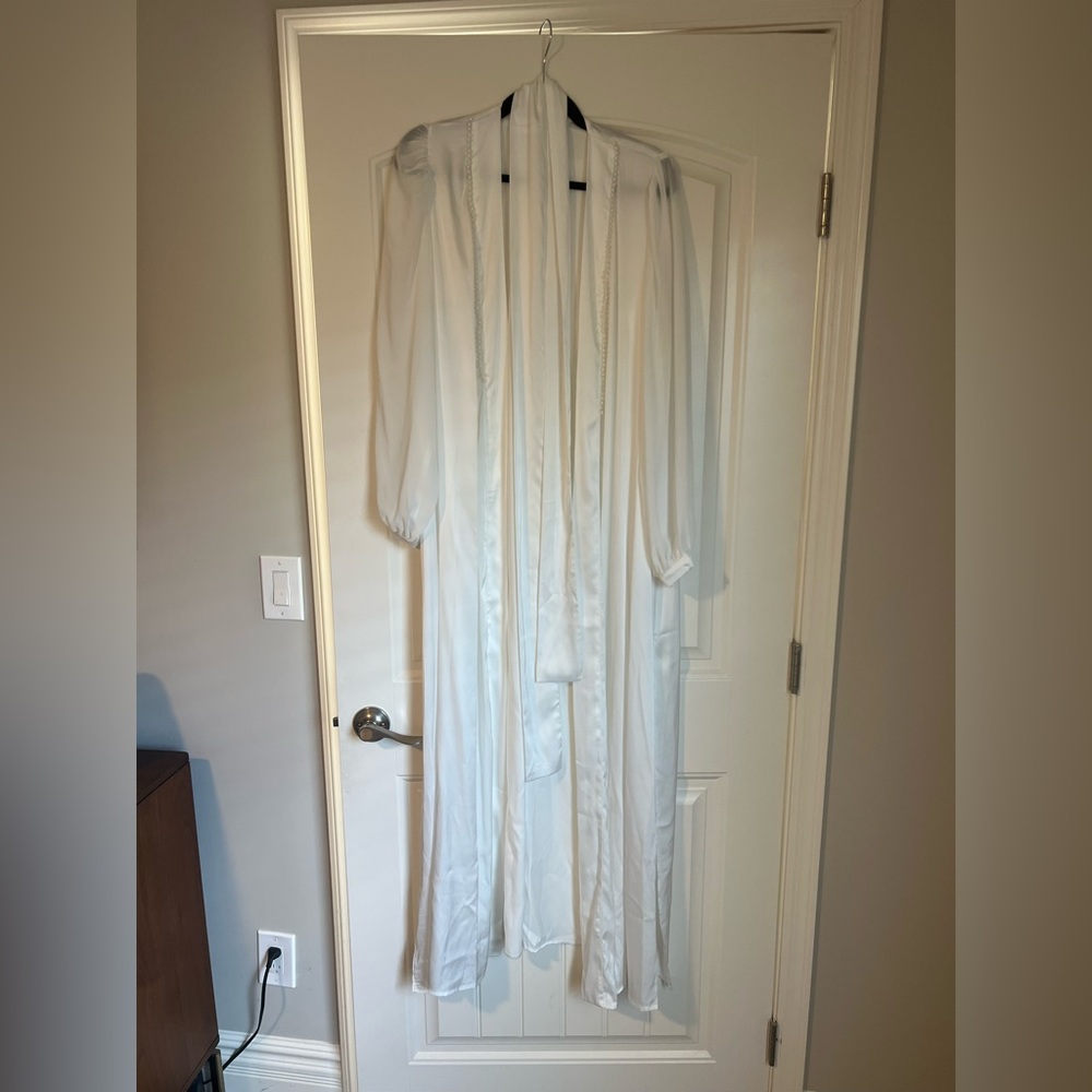 White Robe with pearls details